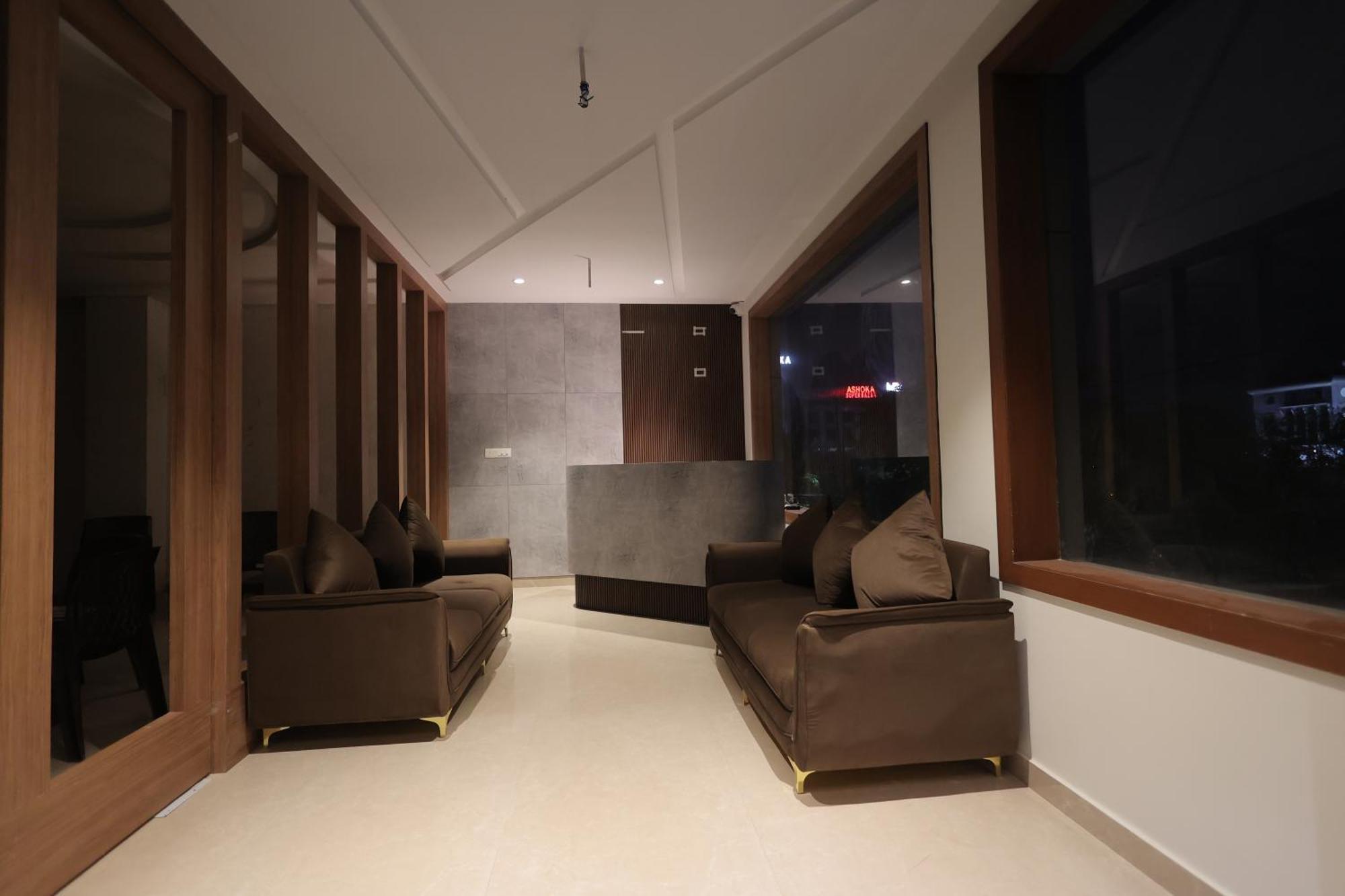 Hotel Regal Palm Moradabad Εξωτερικό φωτογραφία
